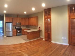 6612 McKinley Pl, West New York, NJ 07093