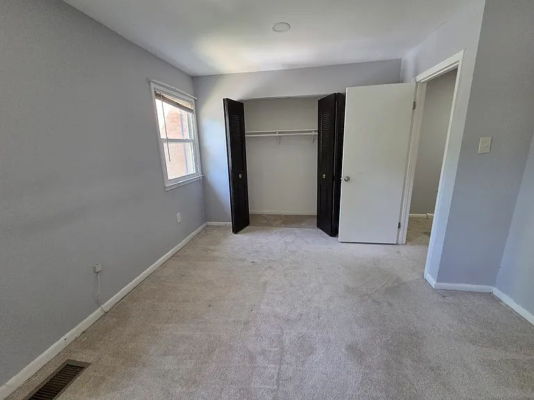 14464 Filarete St — Photo 17