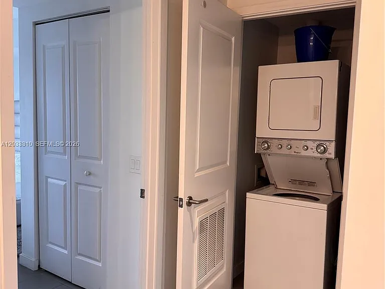 1600 NE 1st Ave #2015 — Photo 8