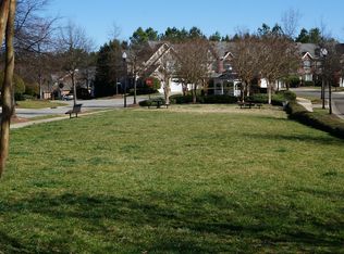 9409 Chasemill Ct, Raleigh, NC 27617