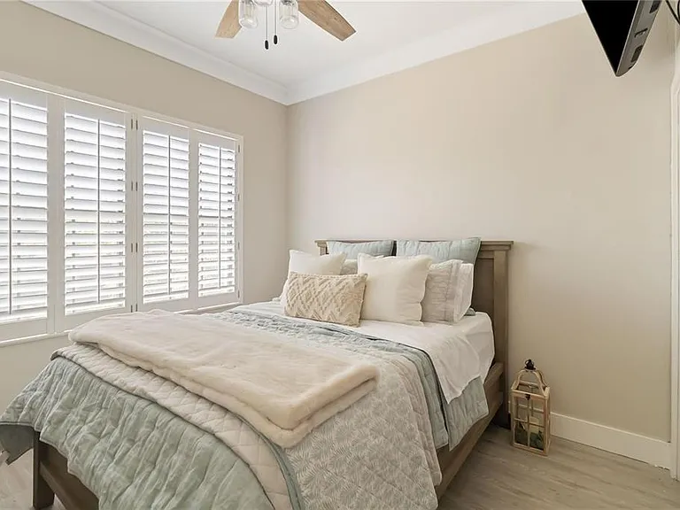 7242 Hamilton Rd — Photo 17