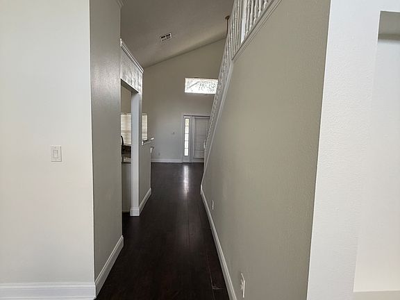 4th image of 2117 Falkner Rd