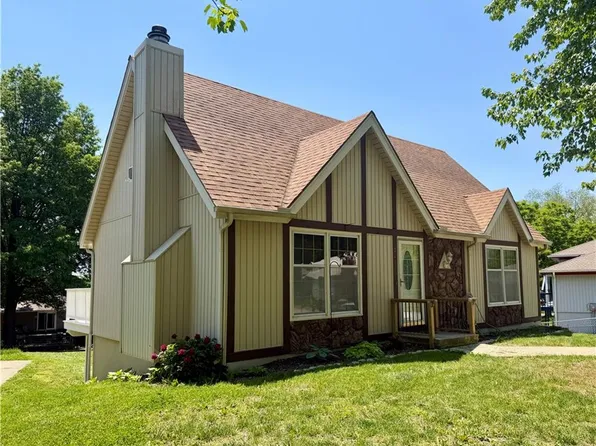 6718 NW Brink St, Kansas City, MO 64152