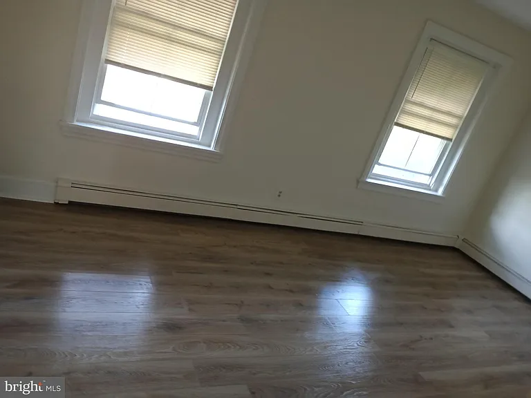 131 W 18th St #4 — Photo 13