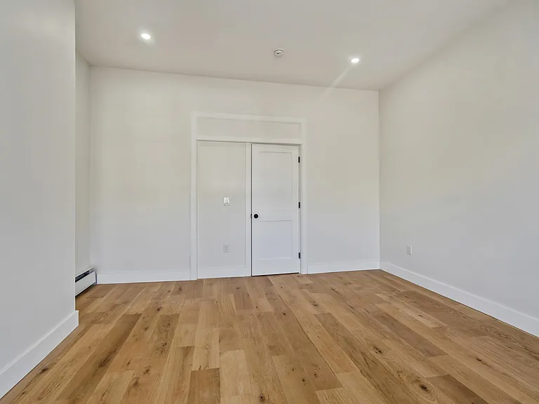 1102 Central Ave #1 — Photo 13