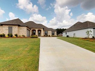 319 Bristlecone Ct, Flowood, MS 39232