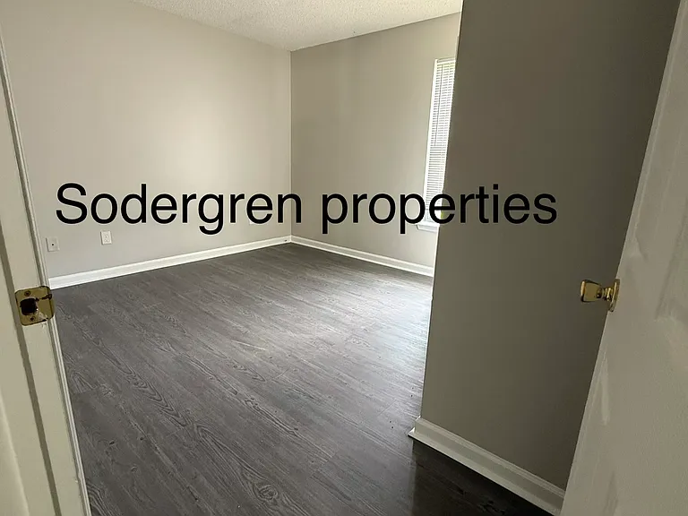 4439 Harrison Pike — Photo 10