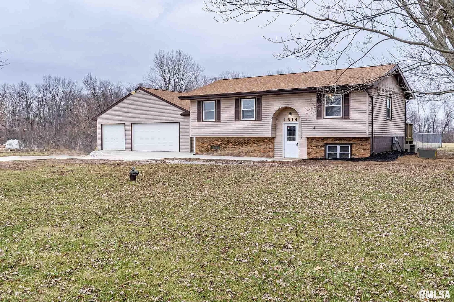 1614 N Conn Rd photo 1