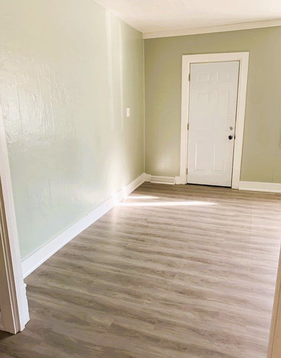 1st image of 32 E 1st Ave #32