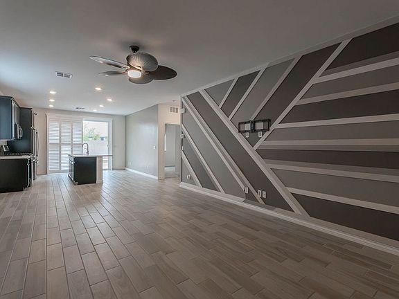 4th image of 8243 Vino Merlot Ave