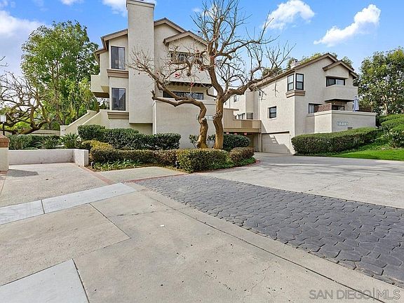 3rd image of 2714 Ariane Dr Unit 18