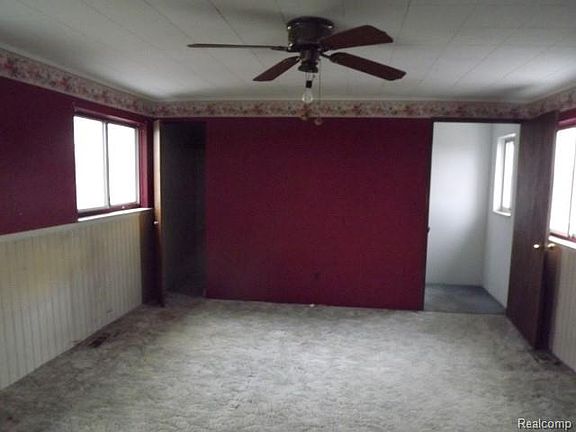 4th image of 15944 Flanagan St