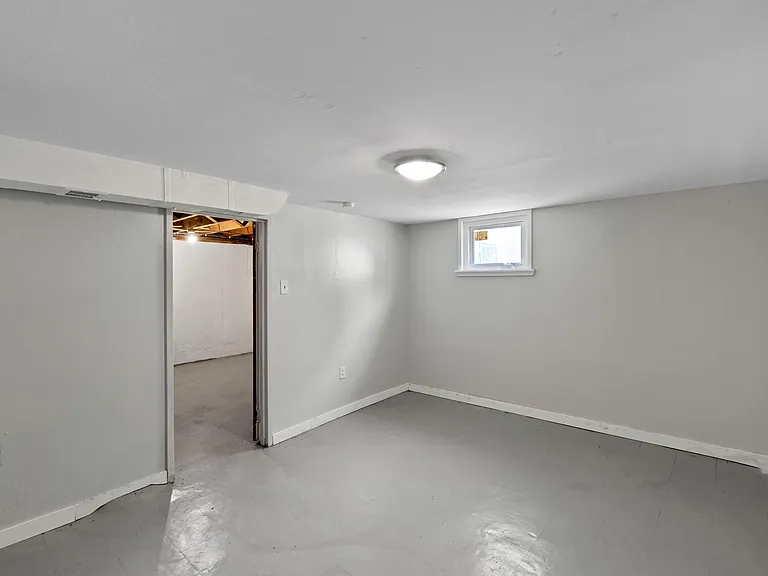 7007 Paisley Dr — Photo 15