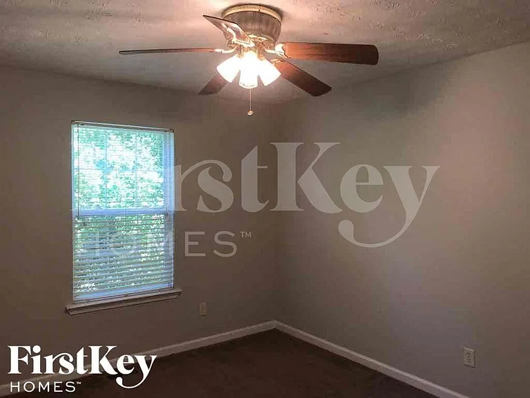 5036 Balus Dr — Photo 10