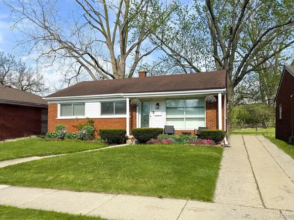 22030 Church St, Oak Park, MI 48237
