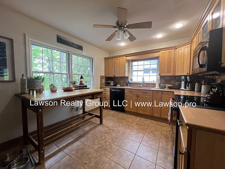 3125 Stoneridge Rd SW — Photo 32