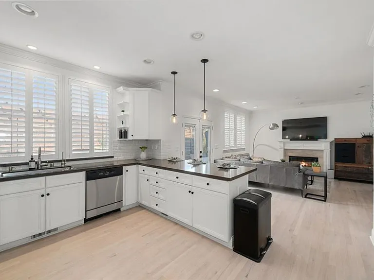 110 Mill Rd — Photo 14