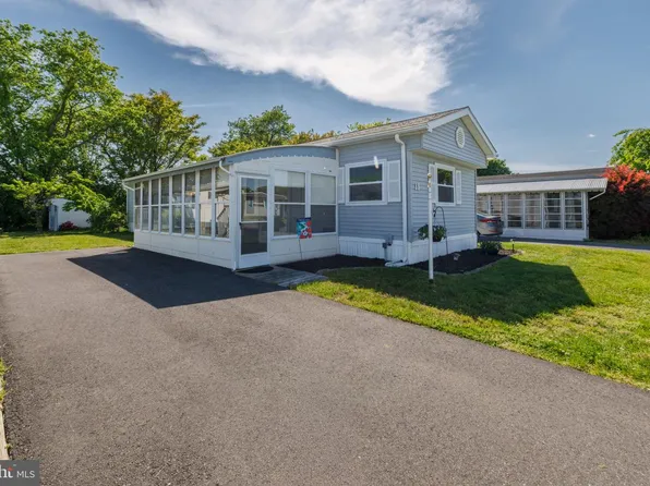 11 Colonial Ln, Rehoboth Beach, DE 19971