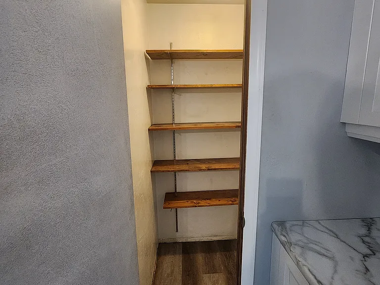 1298 S Bayshore Rd #1 — Photo 36