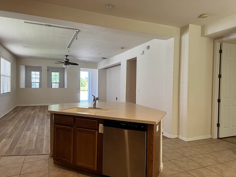 8237 Dunham Station Dr — Photo 14