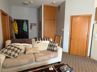 64 N Williams St UNIT B, Crystal Lake, IL 60014