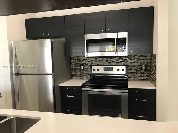 15780 SW 106th Ter APT 306, Miami, FL 33196