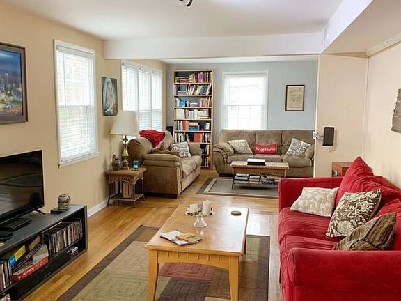 2nd image of 4704 Trousdale Dr