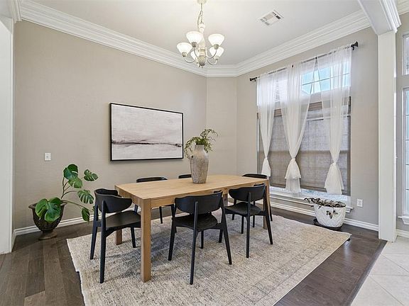 4th image of 733 Riva Rdg