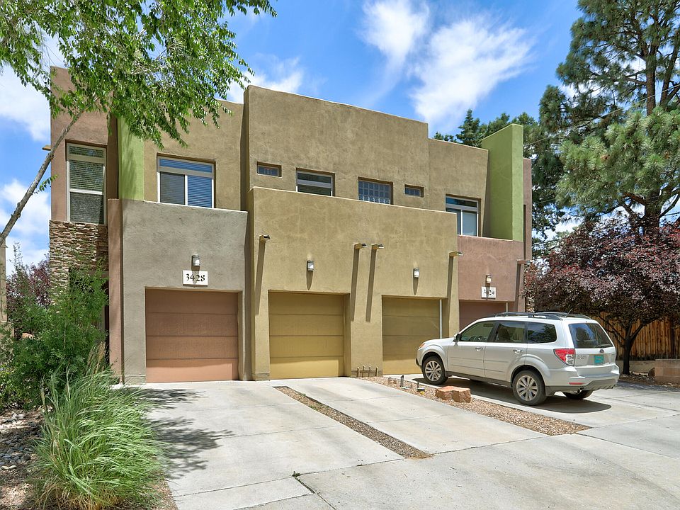 1st image of 3428 Del Agua Ct NE