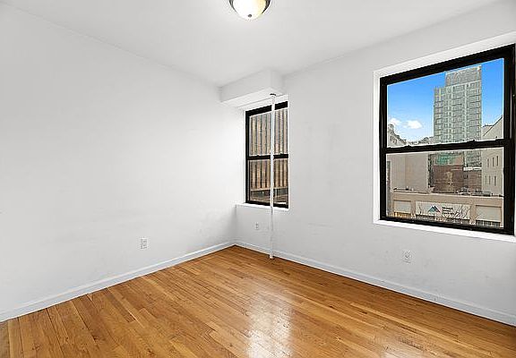 5th image of 101 Delancey St APT 18