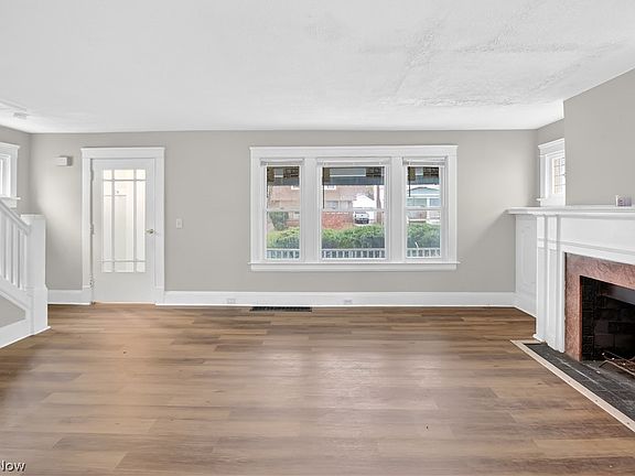 5th image of 884 Nela View Rd