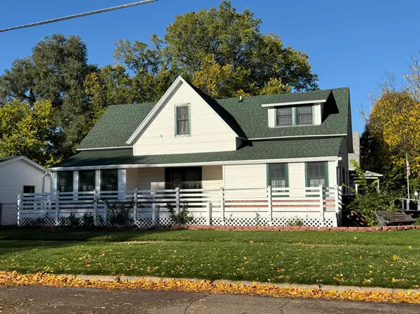 702 W 3rd St., North Platte, NE 69101