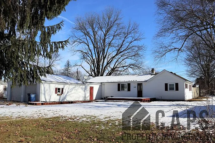 1509 Farrand Ave photo 1