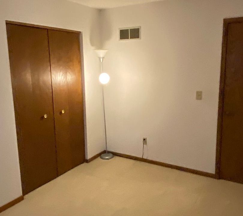 1st image of 2526 W Memorial Dr #2526