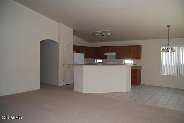 11229 W Chase Dr — Photo 3