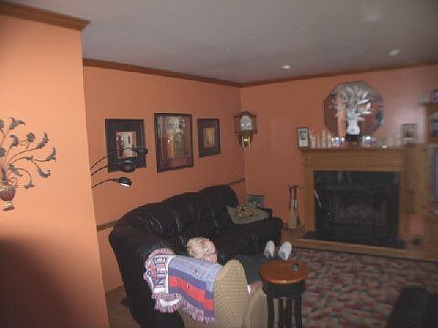 2nd image of 19 Mott Ave