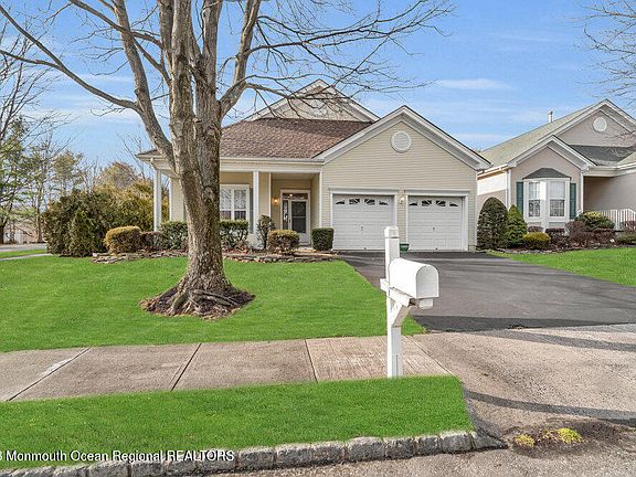 4th image of 13 Summerfield Drive