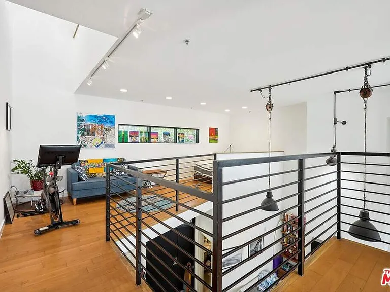 815 Hampton Dr #3 — Photo 7