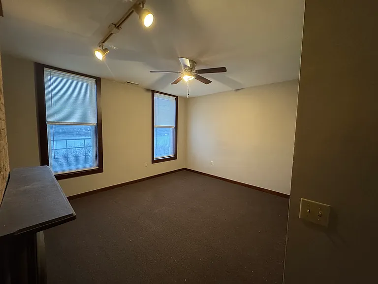 2454 River Rd #2 — Photo 10