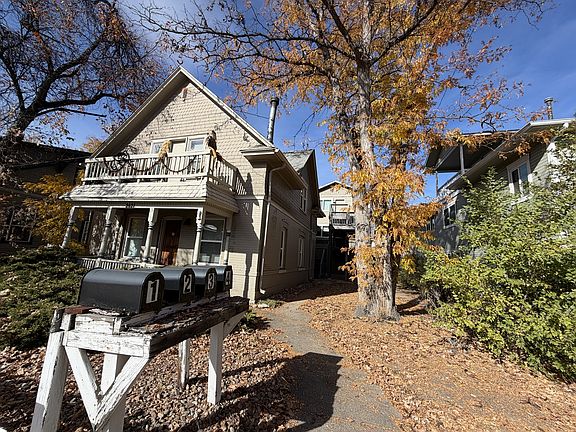 5th image of 2027 Arapahoe Ave APT 4