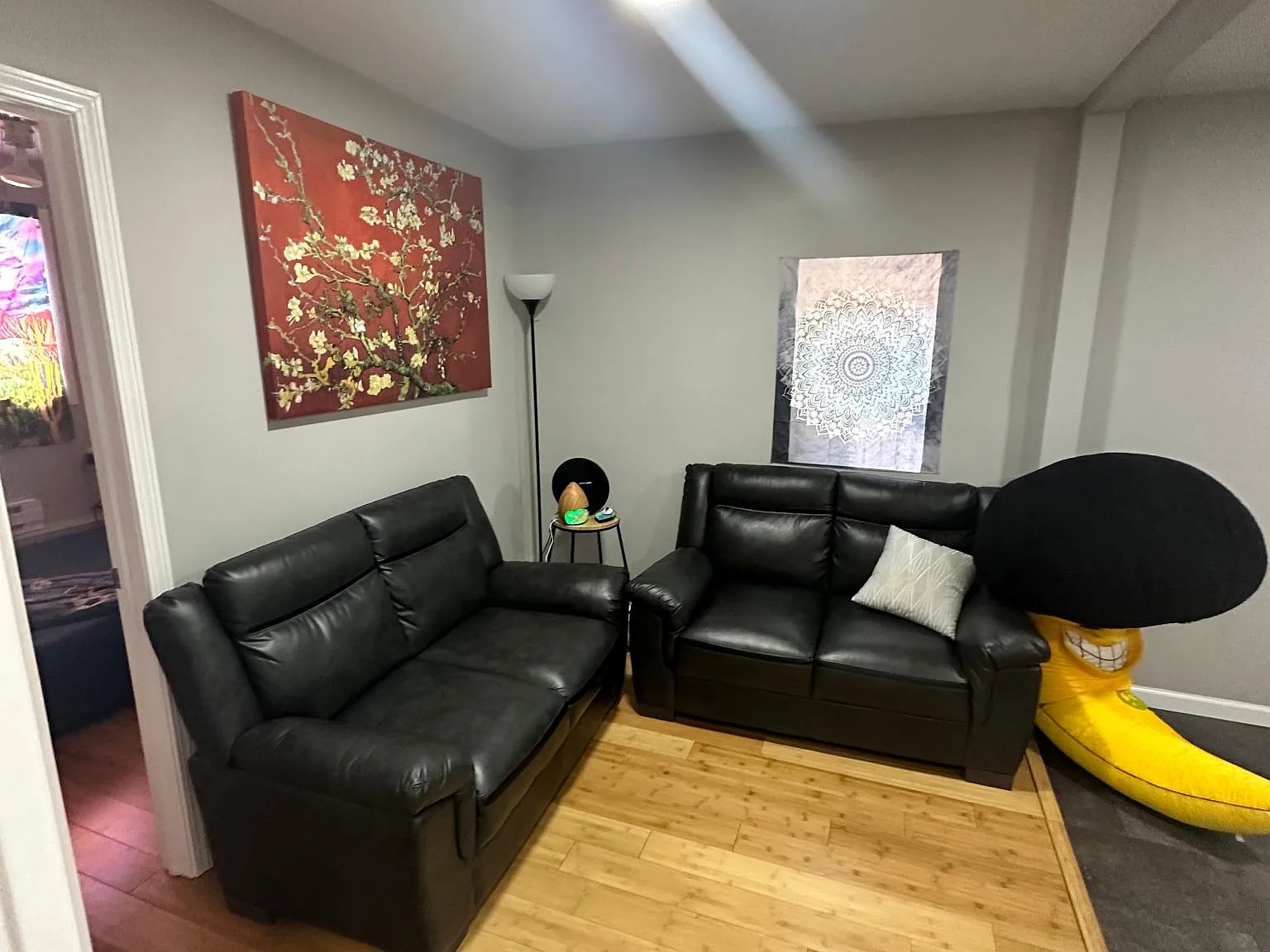 2 bed, 1100 sqft, $1,200 — Photo 3