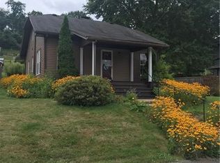 210 Morton St, New Eagle, PA 15067