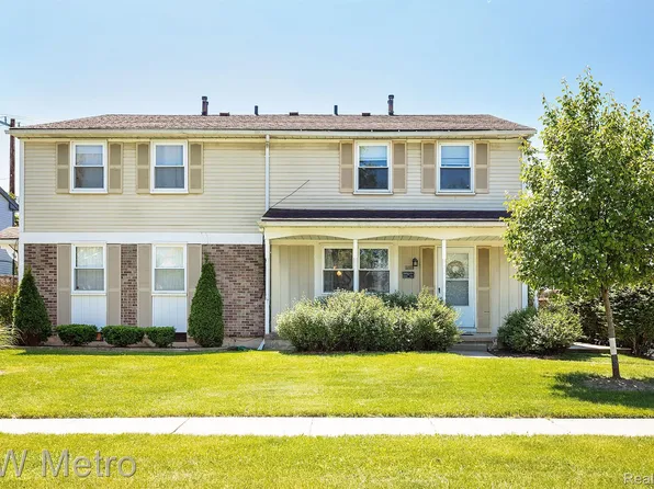 100 Beechwoode Ln, Pontiac, MI 48340