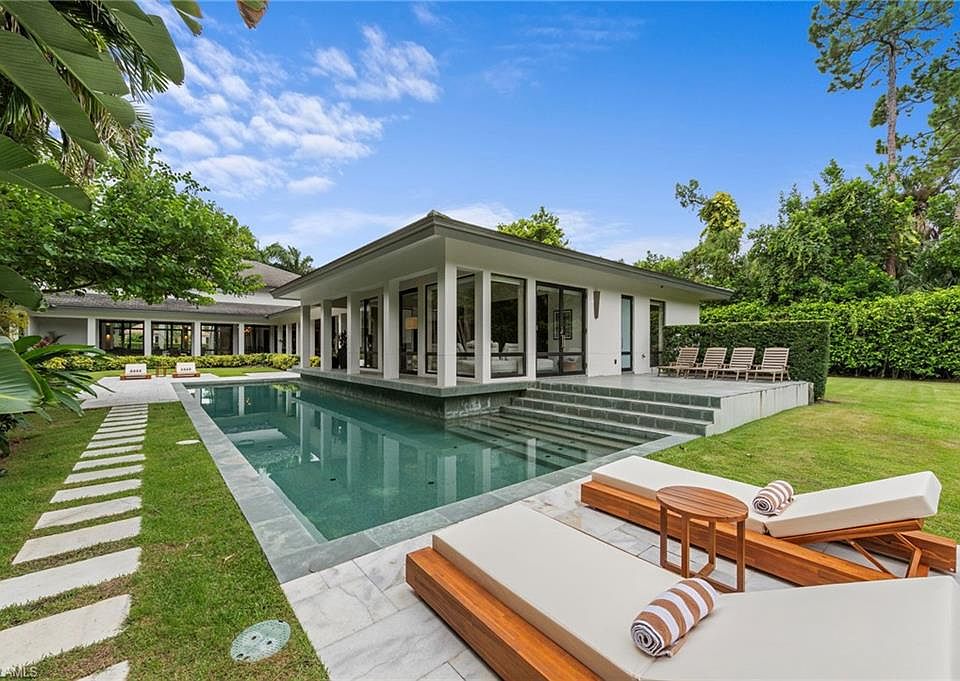 4341 Brynwood DR, Naples, FL 34119 | MLS #226027957 | Zillow