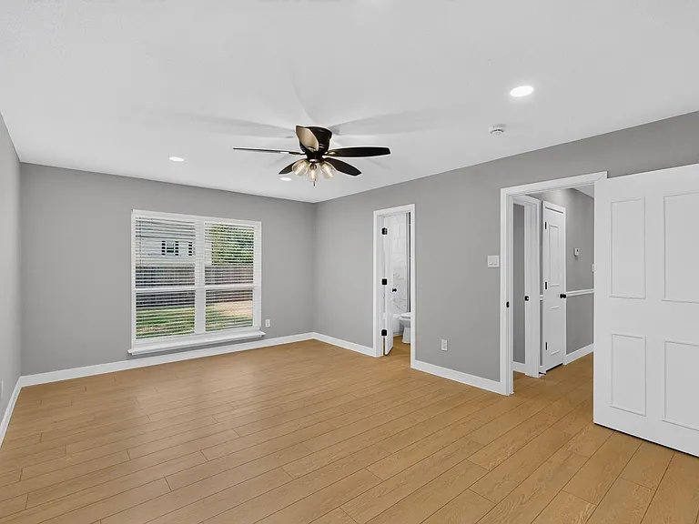 1600 Crimson Ct — Photo 25