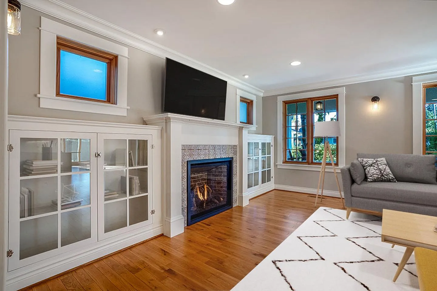 Custom Westmoreland home minutes from Sellwood — Photo 3