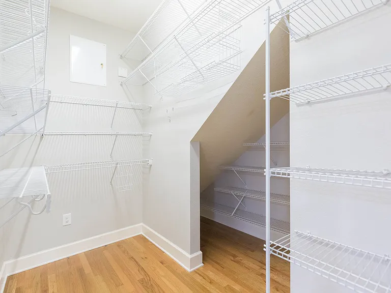 Primary bedroom - walk in closet