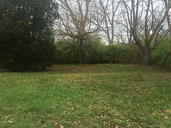 5th image of 229 Weinland St
