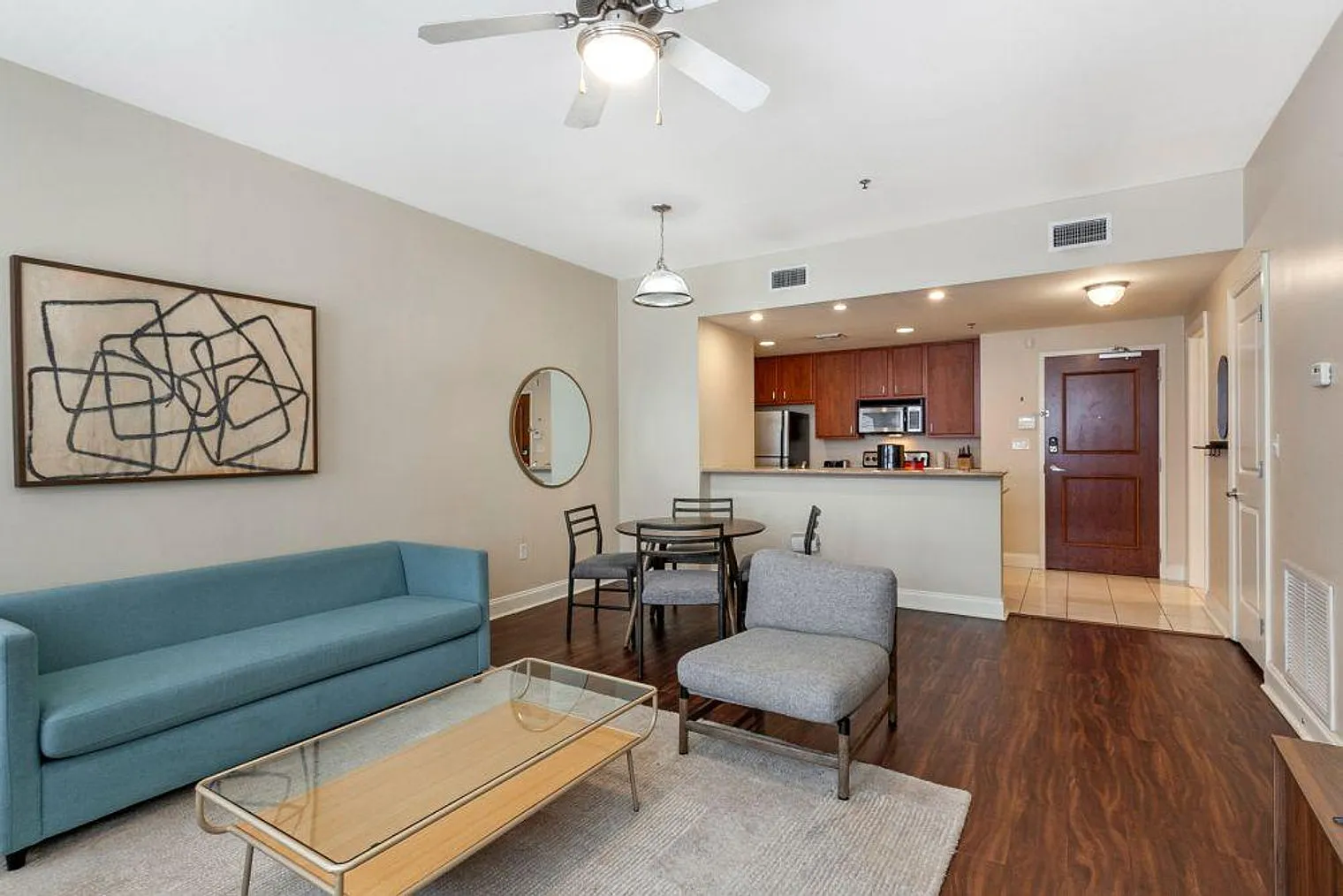 1 bed, 2.0 bath, 430 sqft, $4,297 — Photo 2