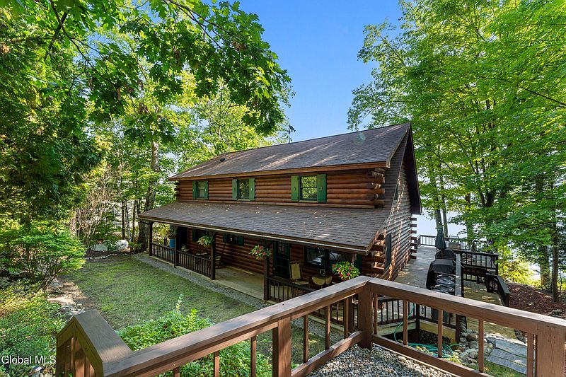 4th image of 55 Pine Cove Road